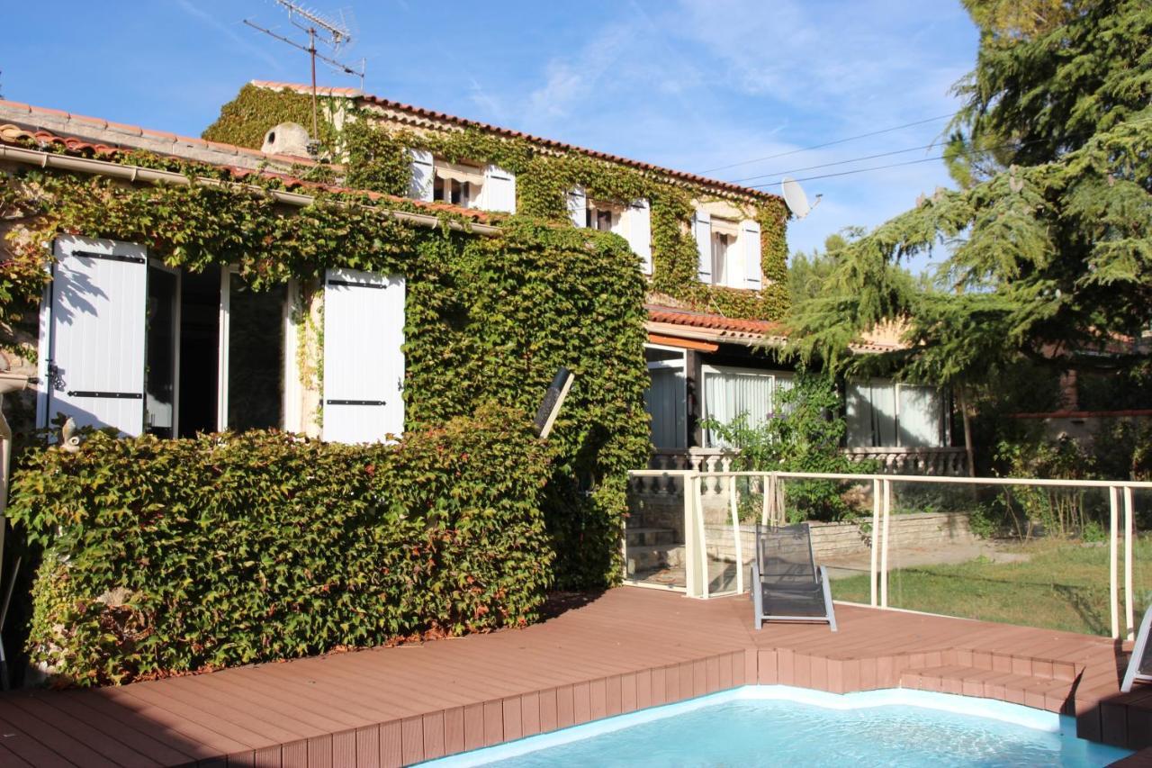 Maison D'Hote Villa Monique Cuges-les-Pins Zewnętrze zdjęcie